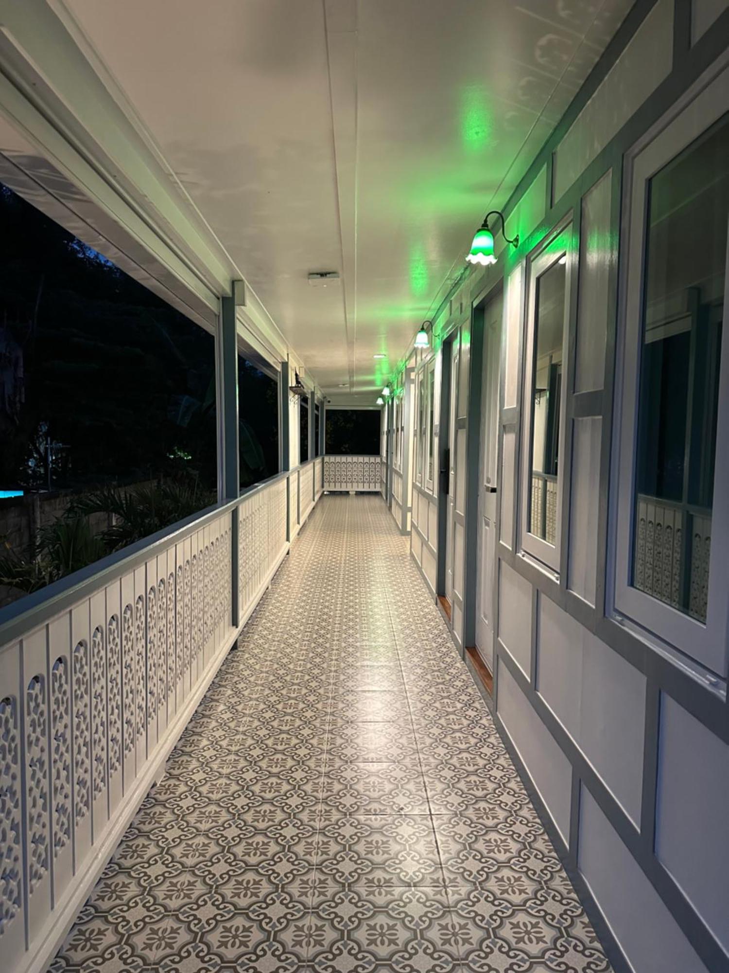 Khách sạn Baan Debtida