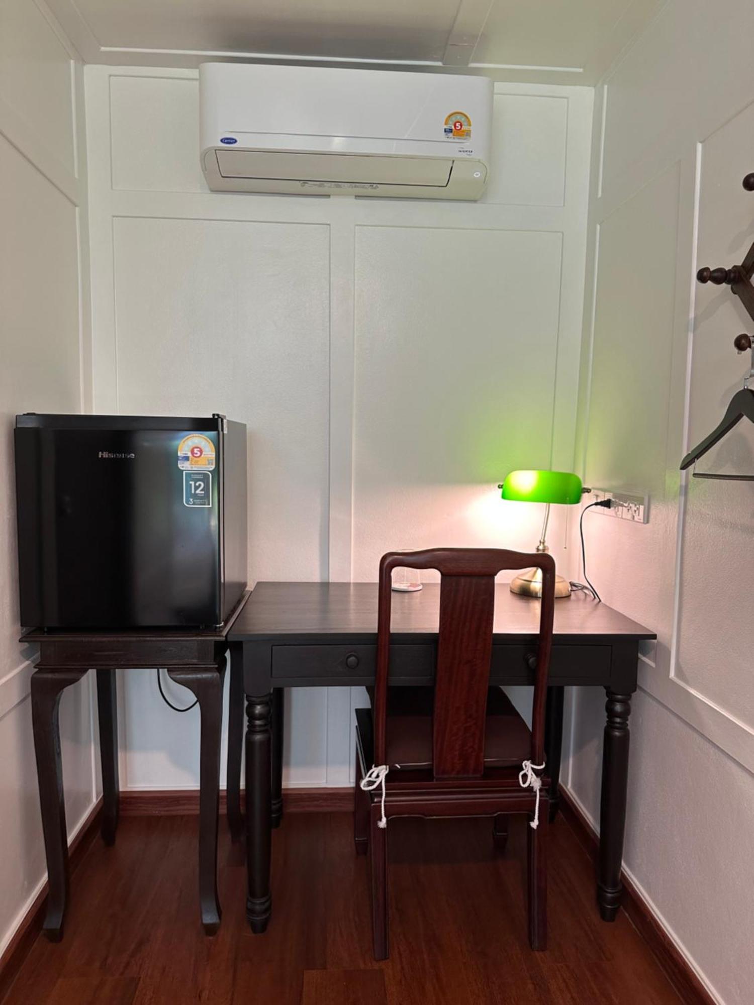 Khách sạn Baan Debtida